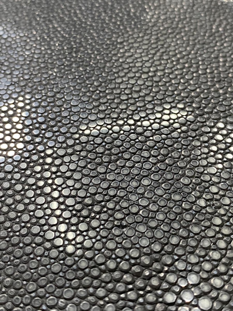 画像4: スティングレイ ブラック 吟スリ ぼうし型ハギレLサイズ エイ革 ガルーシャ (4)