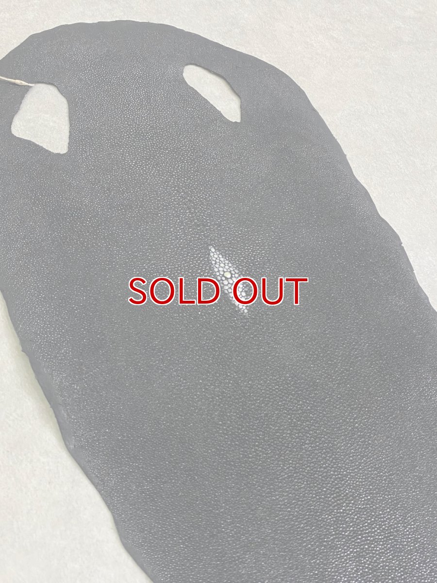 画像2: スティングレイ　ブラック　10インチ　エイ革　ガルーシャ (2)