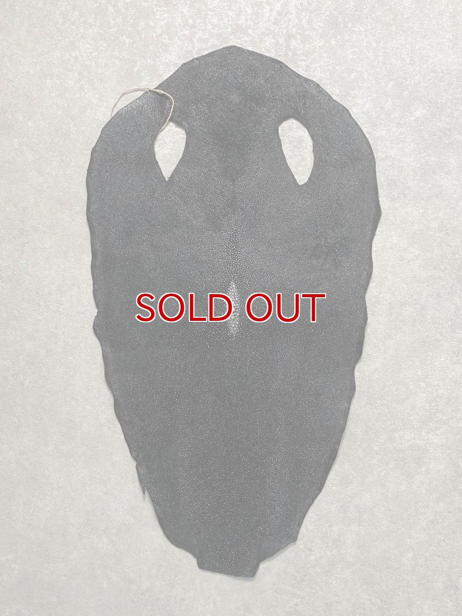 画像1: スティングレイ　ブラック　10インチ　エイ革　ガルーシャ (1)